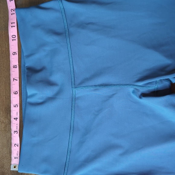 Peloton blue legging size medium - Picture 10 of 12